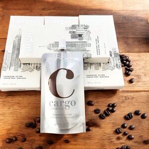 🆕5 Boxes CARGO Oil Free Foundation